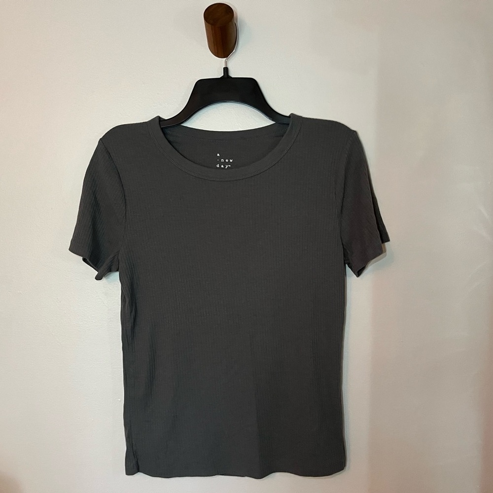 Gray Ribbed Top
